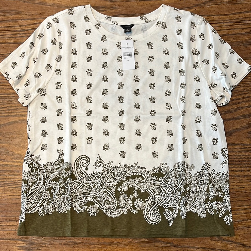 NWT Ann Taylor Print Tee